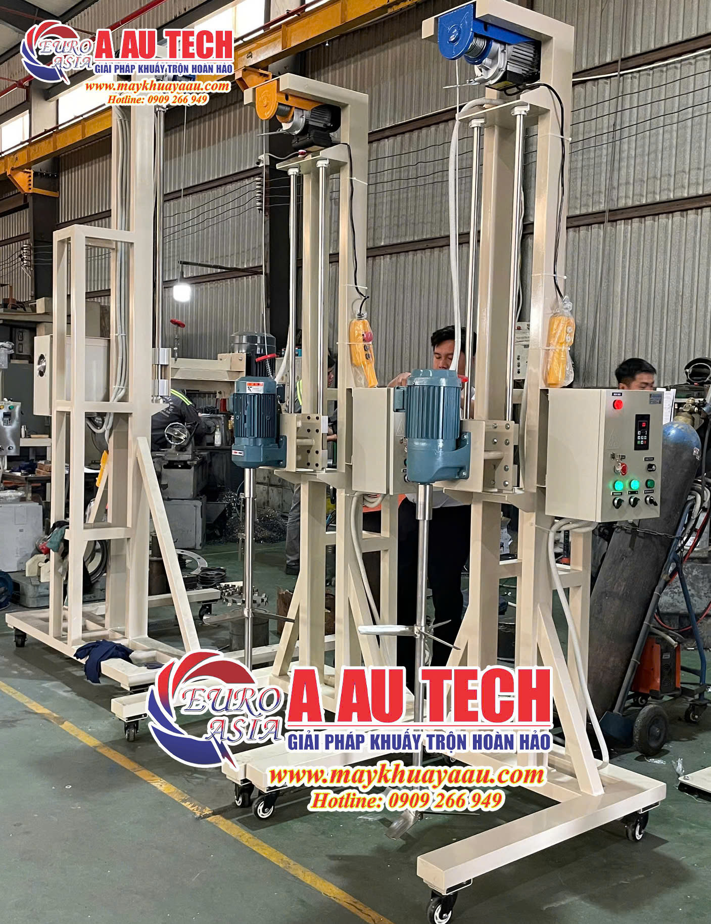 máy khuấy sơn nâng điện 200 lít