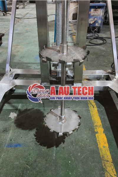 M&aacute;y khuấy ph&ograve;ng nổ 60HP