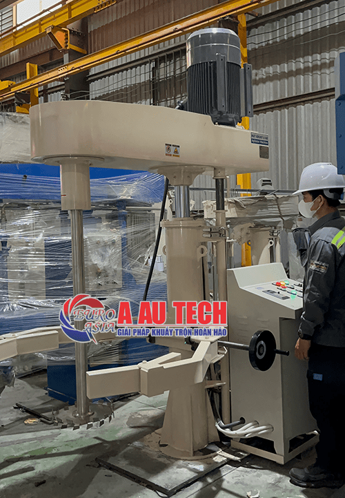 máy khuấy sơn tay kẹp thùng 500 lít