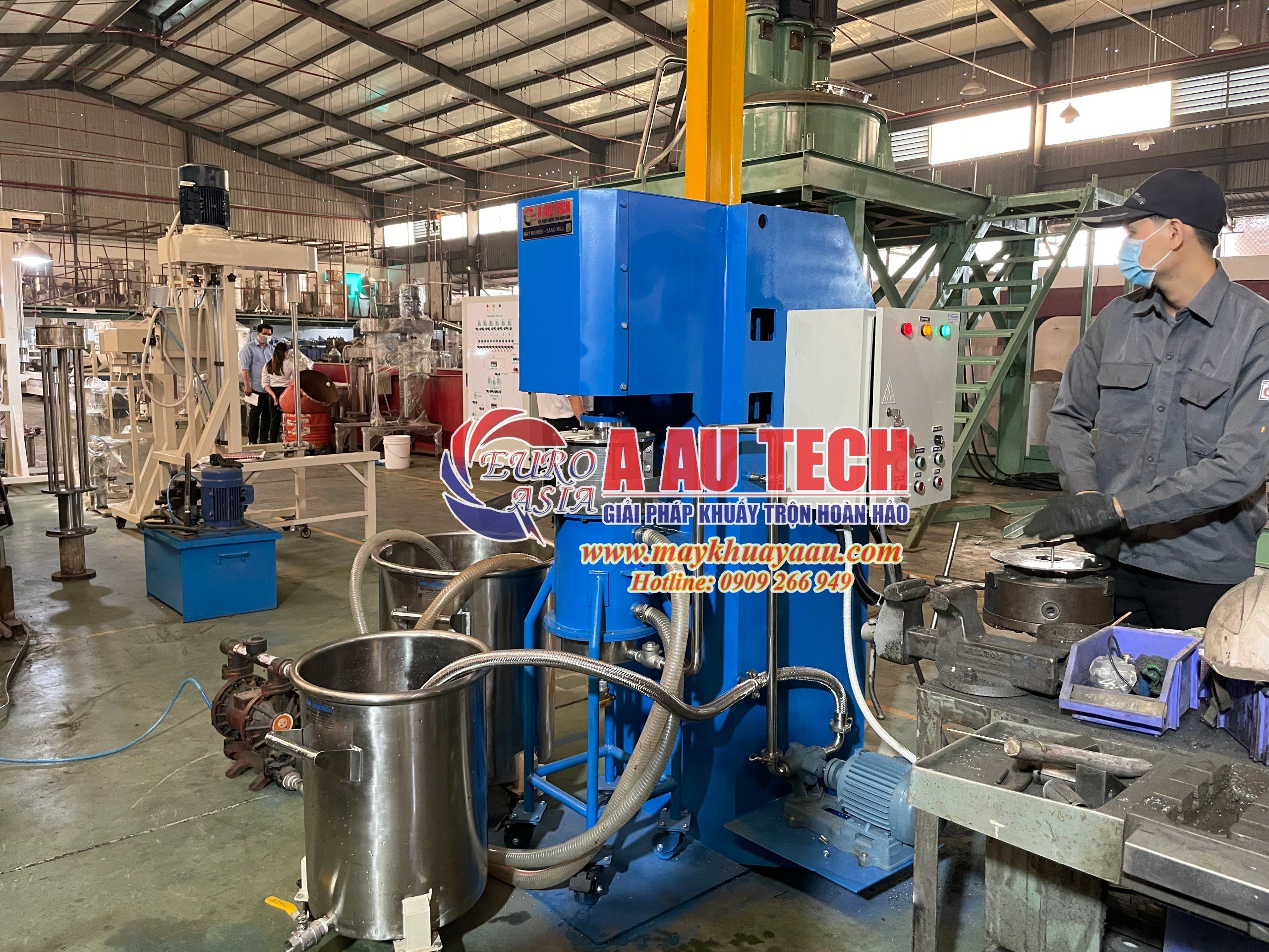 máy nghiền bi đứng