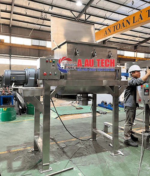máy trộn thực phẩm 200kg nằm ngang 1